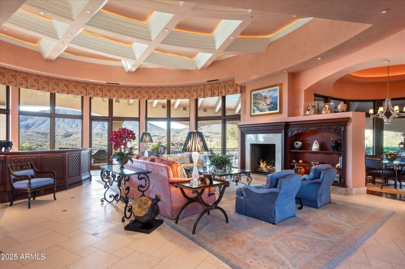 Great Room Views to Mountains