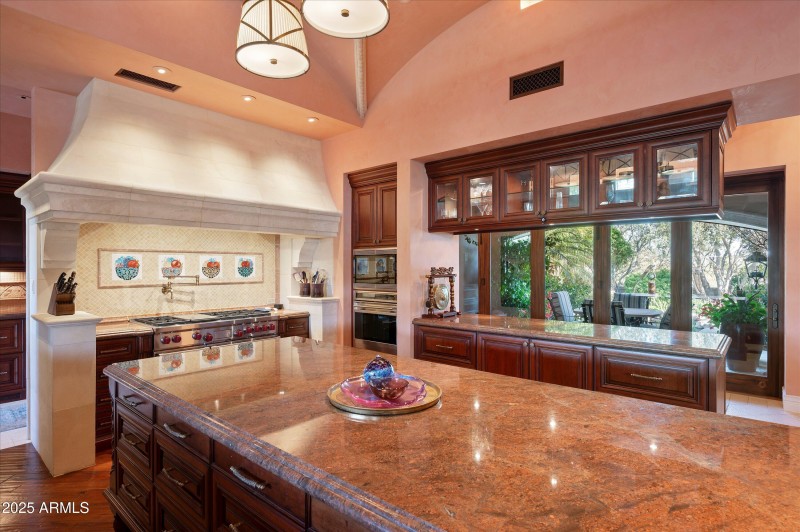 Kitchen Island and Cooktop Element