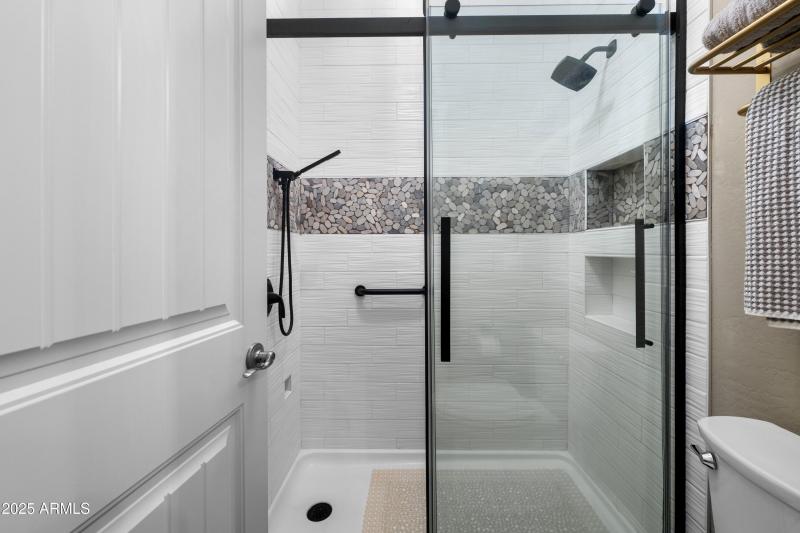 18019-La-Posada-Court-43