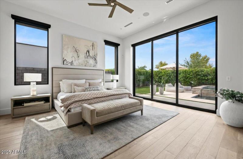 18-6802 E Joshua Tree Ln 21