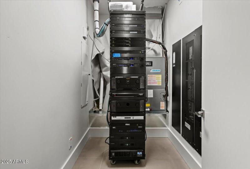 38-6802 E Joshua Tree Ln 44