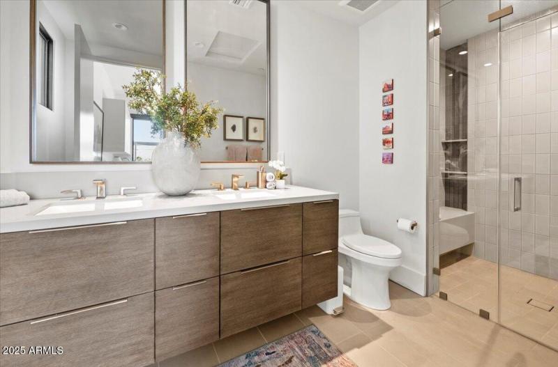 44-6802 E Joshua Tree Ln 56