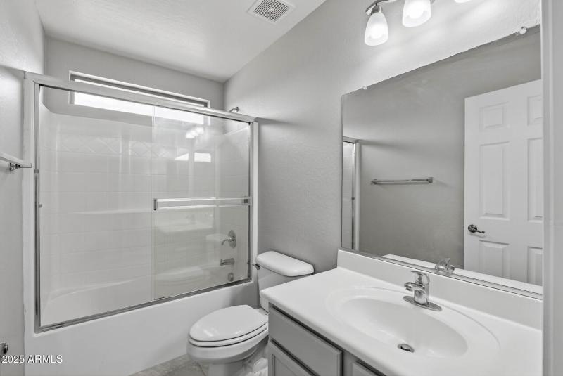 37_5659_S_239th37_mls