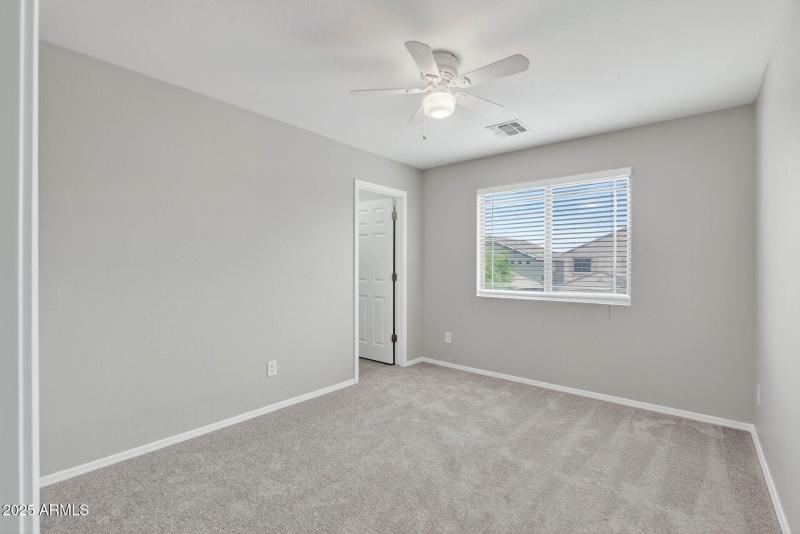 38_5659_S_239th38_mls