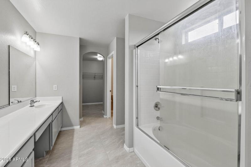 53_5659_S_239th53_mls