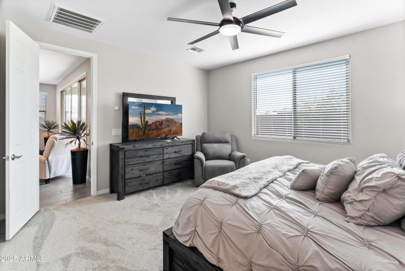 17745 W Running Deer Trl-3