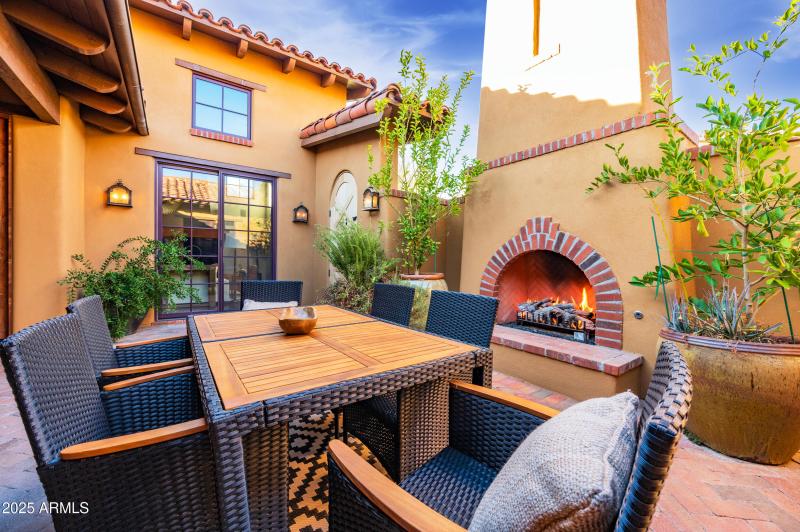 Courtyard Vibes