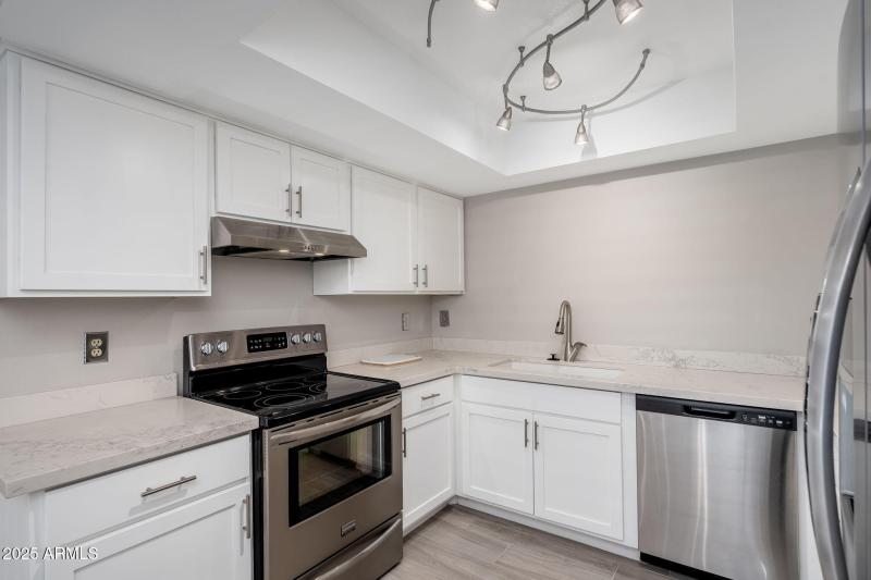 9411 E Jenan Dr, 10-08-2025 - 08