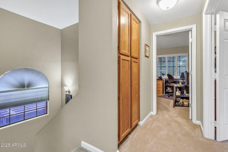 Upstairs linen and hallway