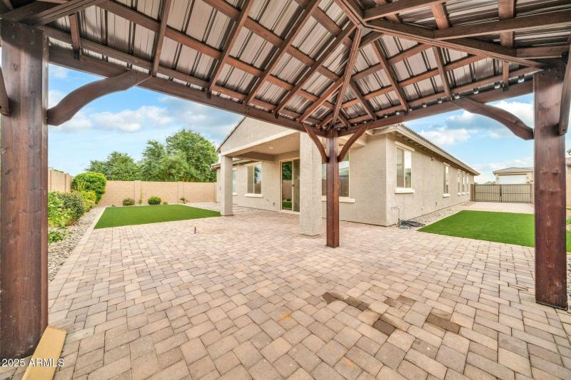 14338 W Redfield Rd-35