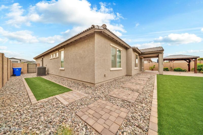 14338 W Redfield Rd-38