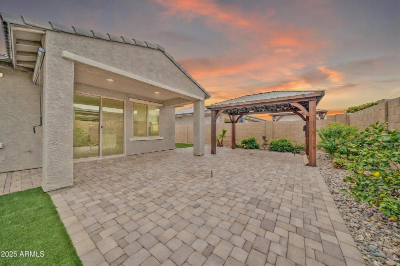 14338 W Redfield Rd VT 4