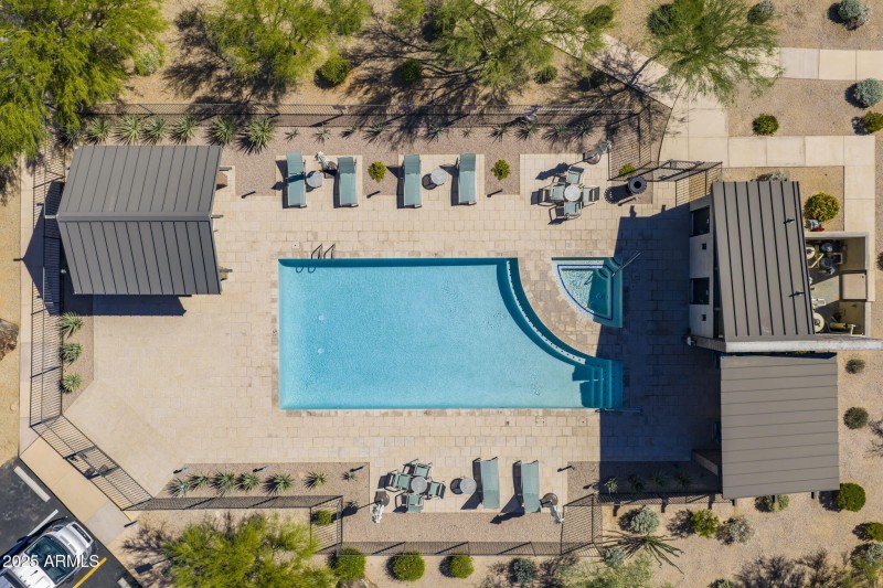 15-web-or-mls-DJI_20251006112221_0246_D