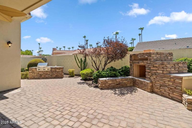 BACK PATIO GRILL FIREPLACE