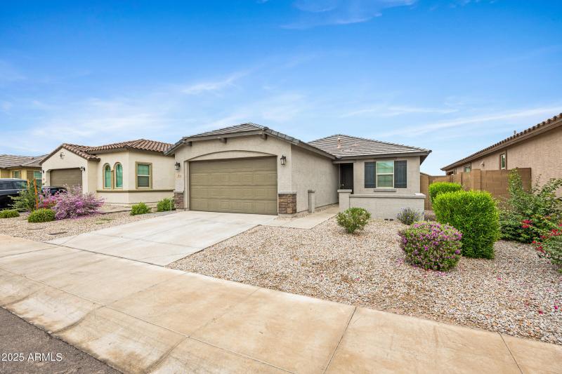 2532 W Hidalgo Ave-3