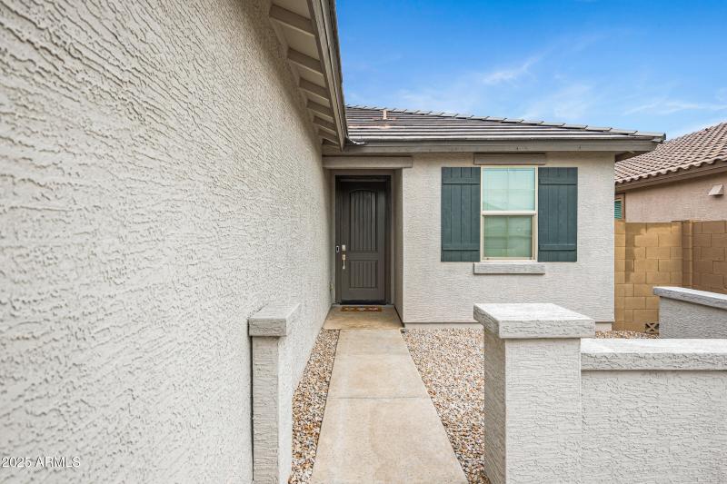 2532 W Hidalgo Ave-5