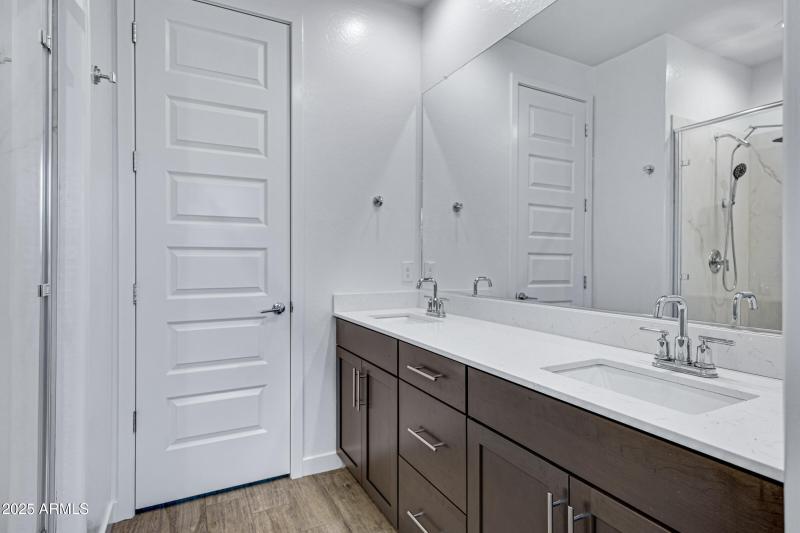 2532 W Hidalgo Ave-29