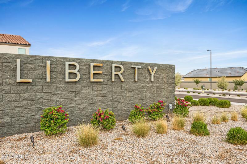 2532 W Hidalgo Ave-40