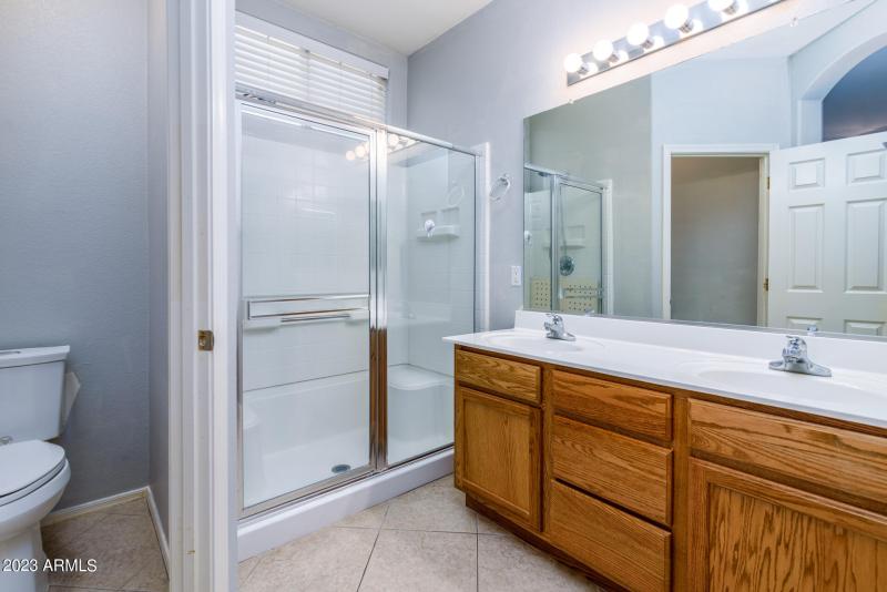 44016 W Pioneer-2925