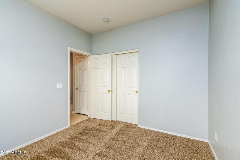 44016 W Pioneer-2943