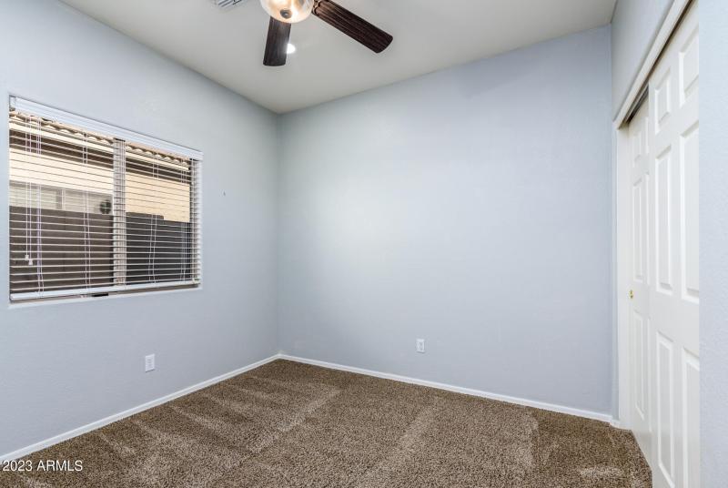 44016 W Pioneer-2953