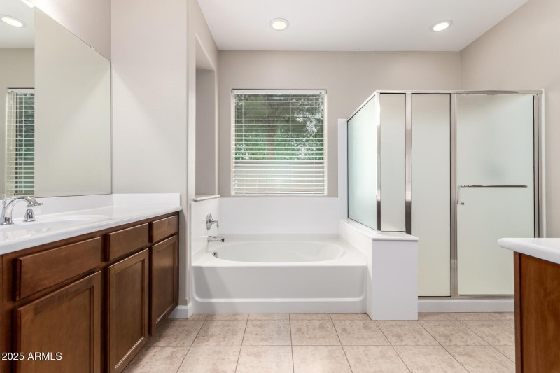 Owner’s Suite Bathroom