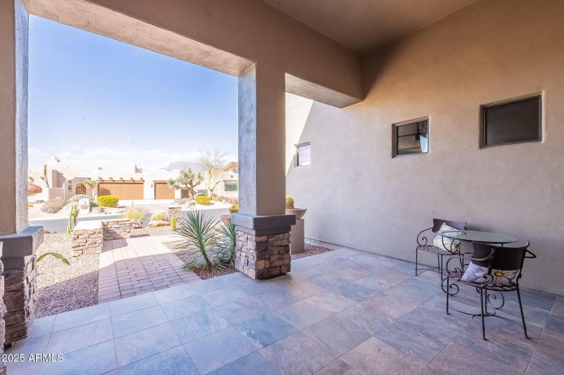 6-web-or-mls-Canyon-6