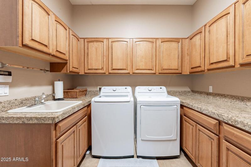 50-web-or-mls-Canyon-50