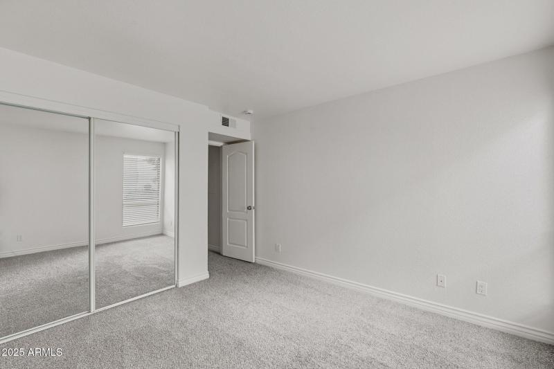 16-web-or-mls-Danbury-16