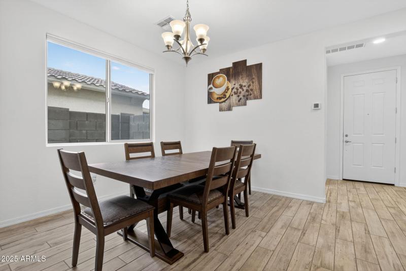 15-web-or-mls-045_a4m_SA (1)