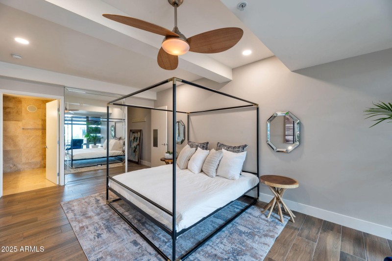 16-web-or-mls-Qp-8521