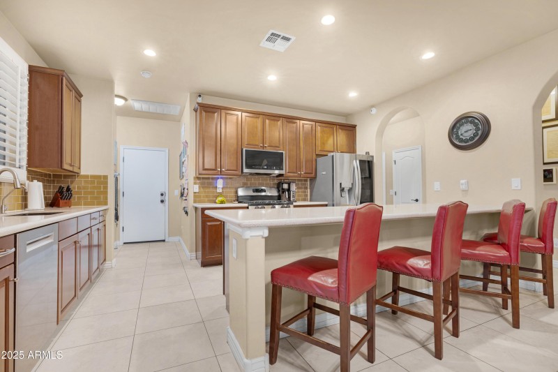 Kitchen & Garage Access