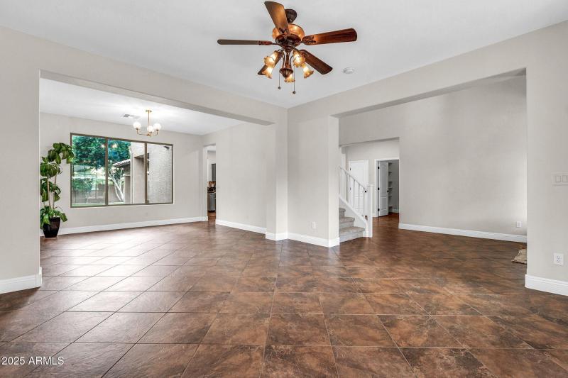 19009 E Cattle Dr-12