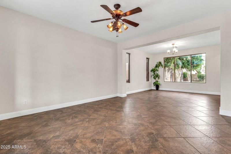 19009 E Cattle Dr-16