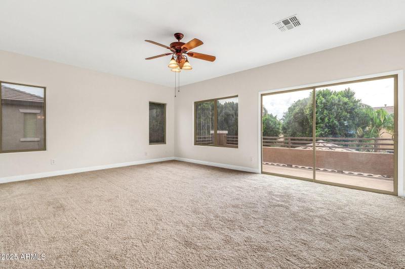 19009 E Cattle Dr-32