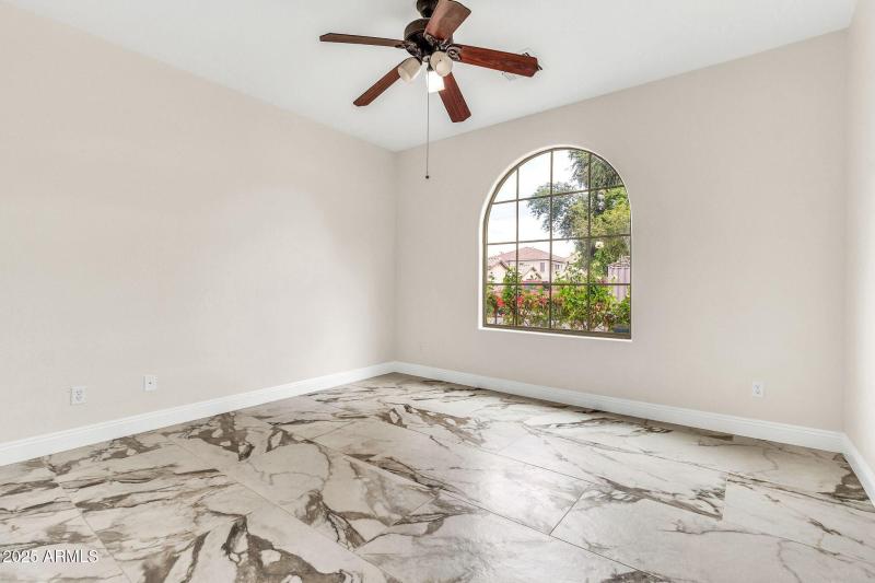 19009 E Cattle Dr-39