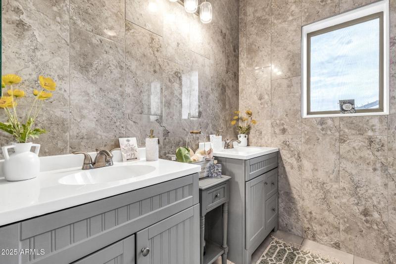 19009 E Cattle Dr-43