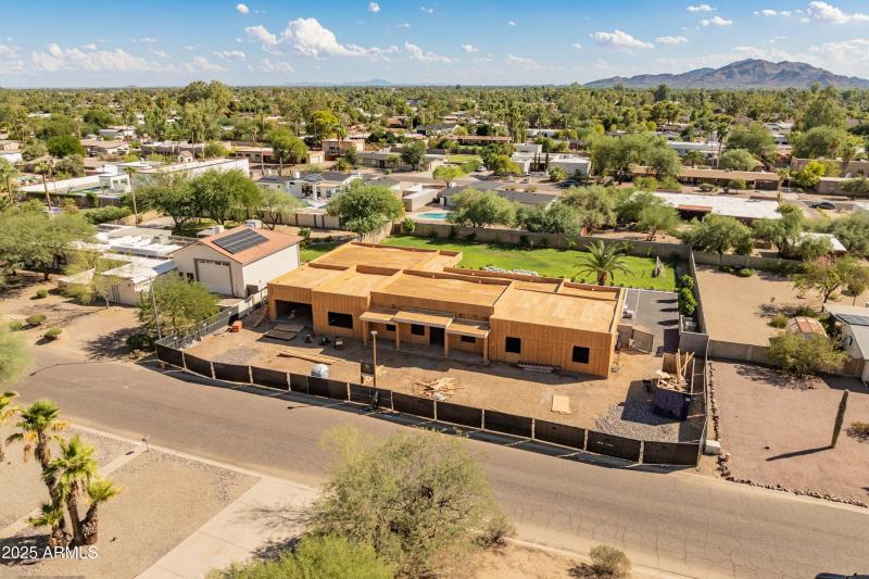 6101 E Joan De Arc Ave-5