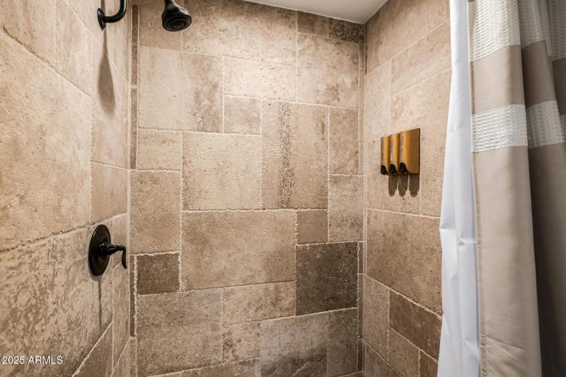 45 - Rancho Caliente