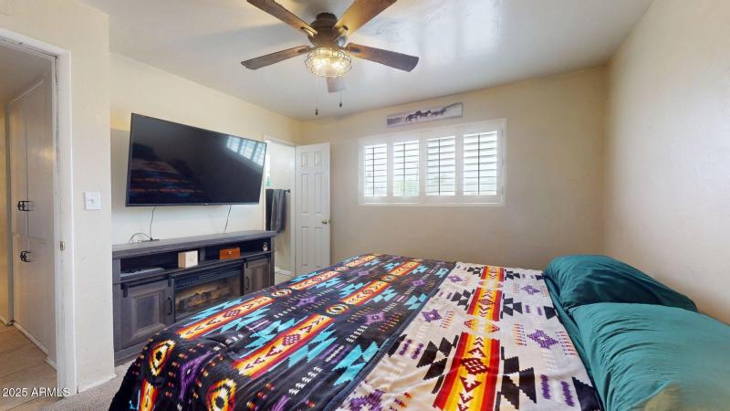 1421-W-Sixth-Pl-10112025_204737