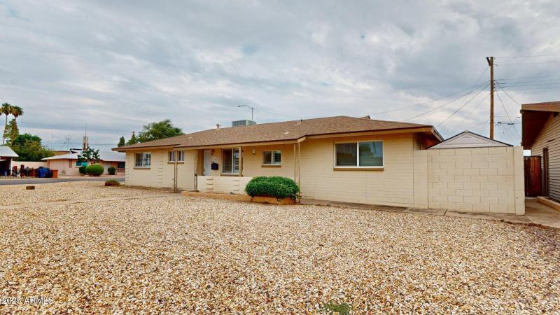 1421-W-Sixth-Pl-10112025_210051