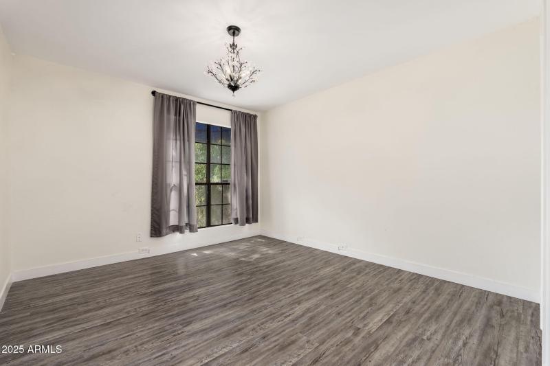 7557 N Dreamy Draw Dr UNIT 219 - 16