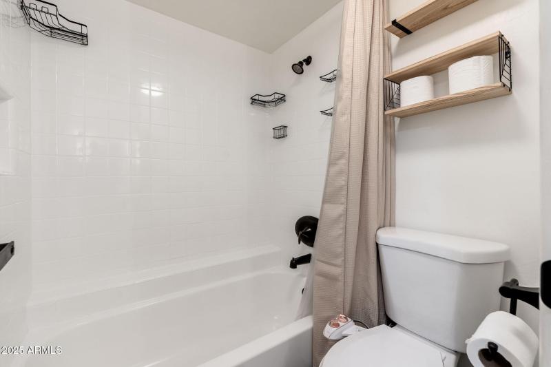 7557 N Dreamy Draw Dr UNIT 219 - 21