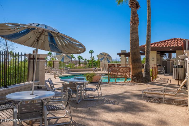 The Pointe Condominiums - 06