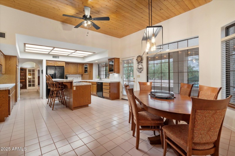 Breakfast-Dining open to Patio