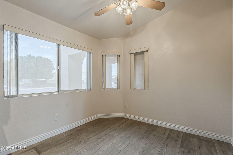 16-web-or-mls-Desert Bloom-16