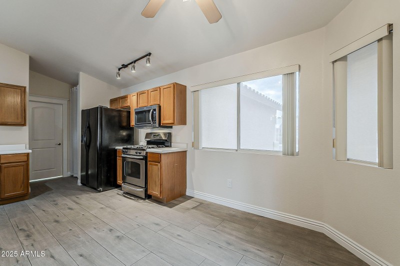 17-web-or-mls-Desert Bloom-17