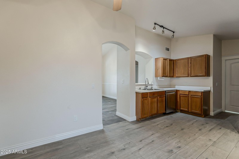 18-web-or-mls-Desert Bloom-18