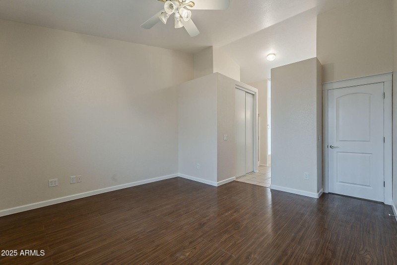 20-web-or-mls-Desert Bloom-20