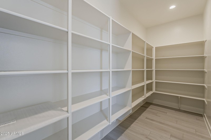 25-web-or-mls-Sunstone-25